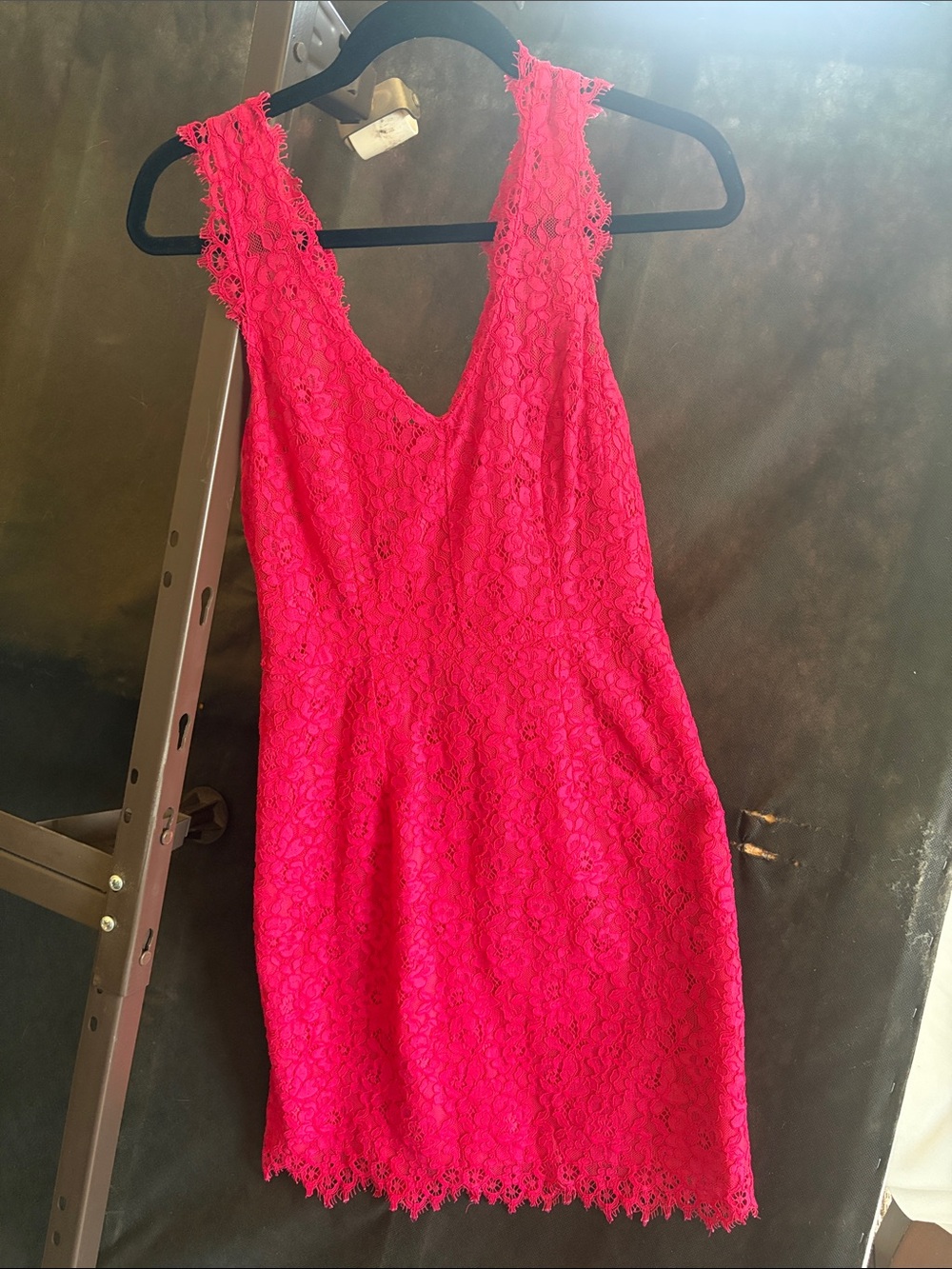 Lace V-Neck Sleeveless Sheath Dress in Hot Pink